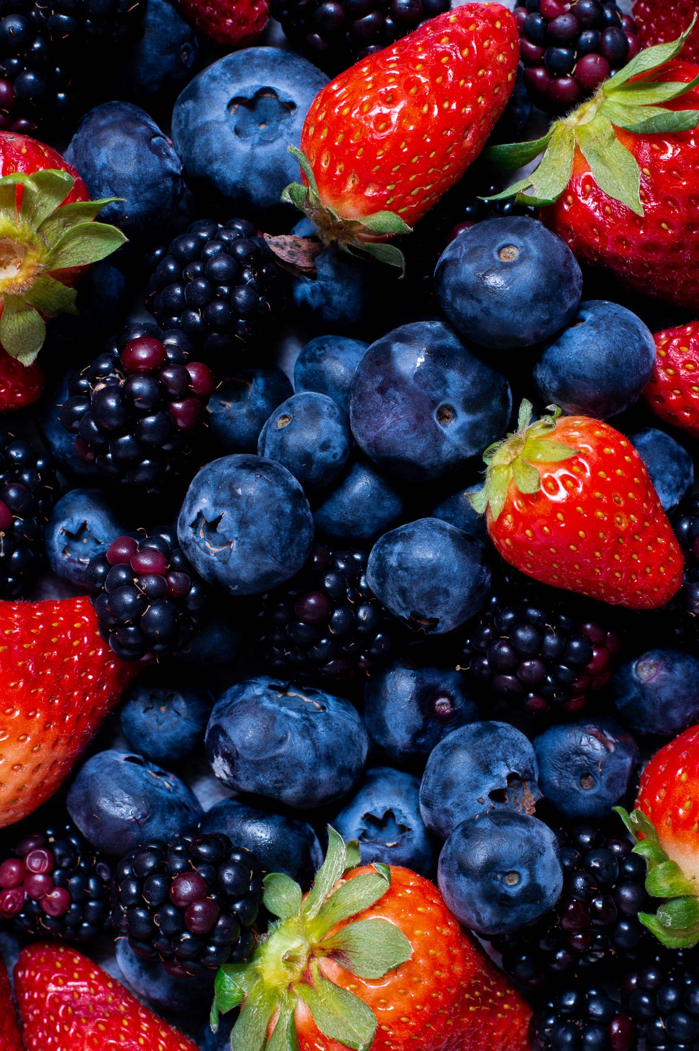 Fresh fruit, strawberry’s, blueberries and blackberries.